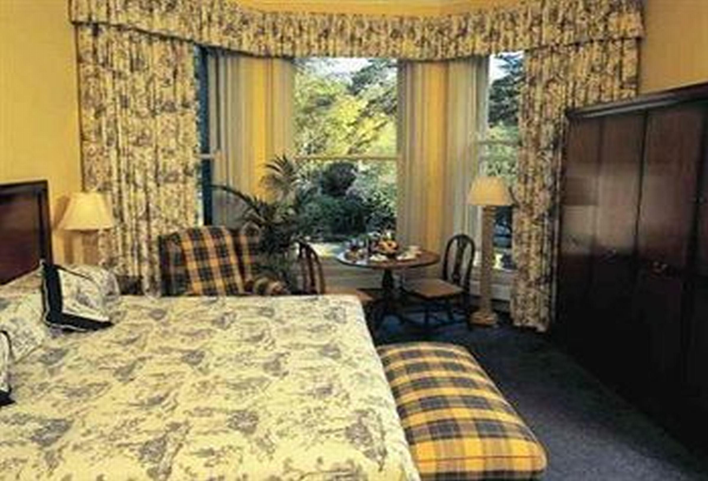 The Culloden Estate And Spa Hotel Holywood  Room photo